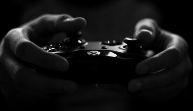 Делают ли жестокие компьютерные игры людей агрессивными?